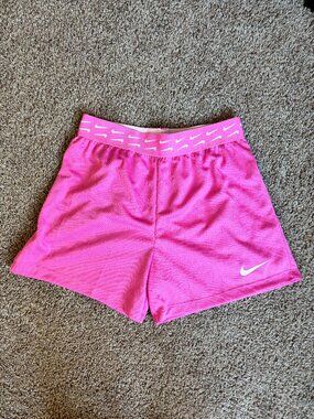 Nike Dri-FIT Trophy Training Shorts Size MEDIUM FB1092-675 Pink
